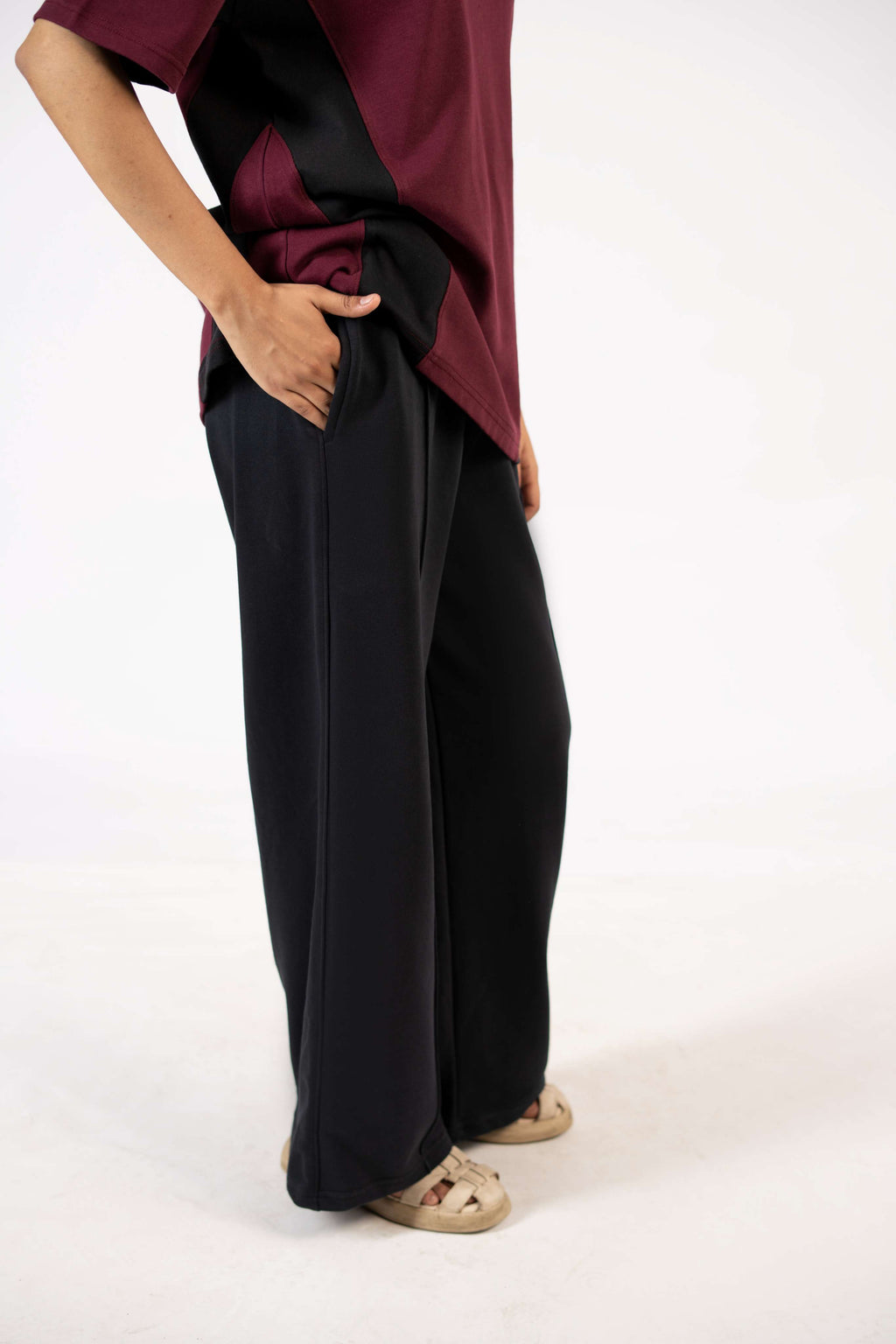 Relaxed Fit Lounge Trousers – Black J2